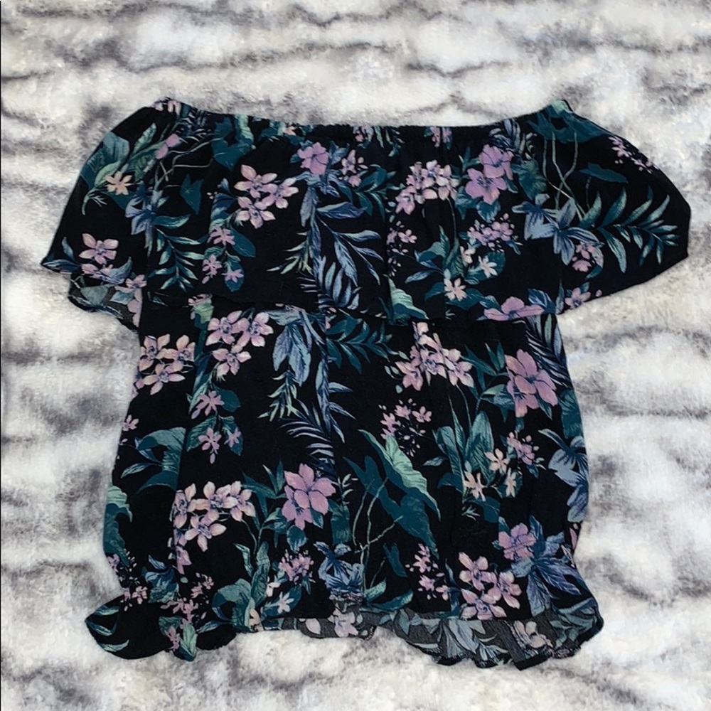 american eagle off the shoulder top